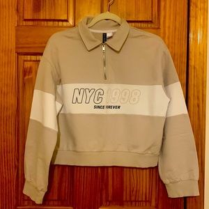 Tank top but not to short sweater. It’s from h&m.